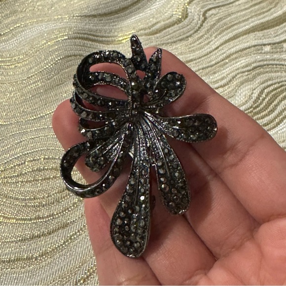 Art Nouveau Black Rhinestone Brooch Silver Tone Abstract Art Deco - Picture 13 of 17